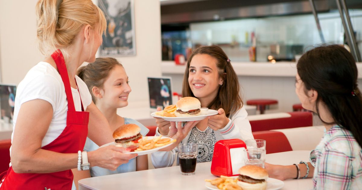 12 of the Cheapest FastFood Chains + Get Coupons and Deals Coupons